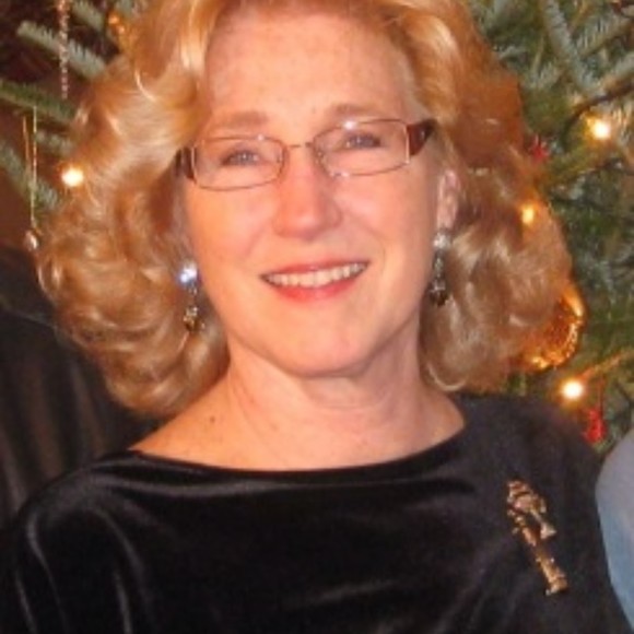 Meet your Posher, Lisa - Picture 1 of 1